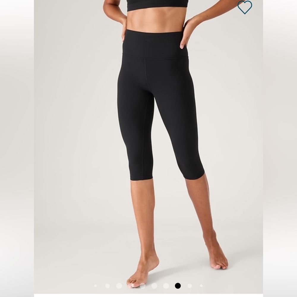 NWT black Athleta High Rise Elation Crop